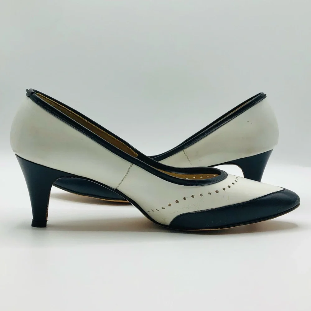 Vintage 70s Vogue Brand Oxford-Inspired Heels - Picture 7 of 16